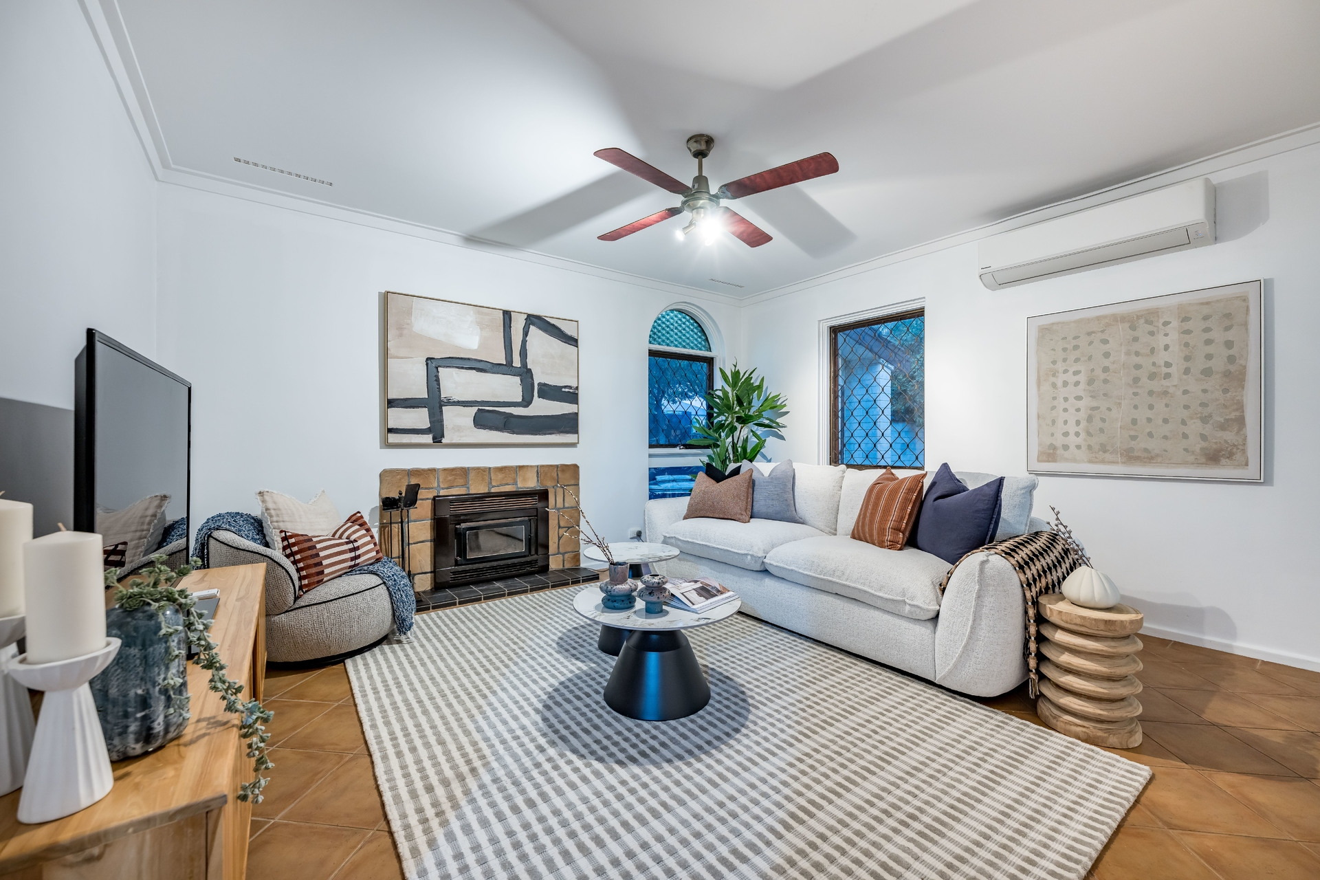 67 Camberwarra Drive, Craigie - Thumbnail 2