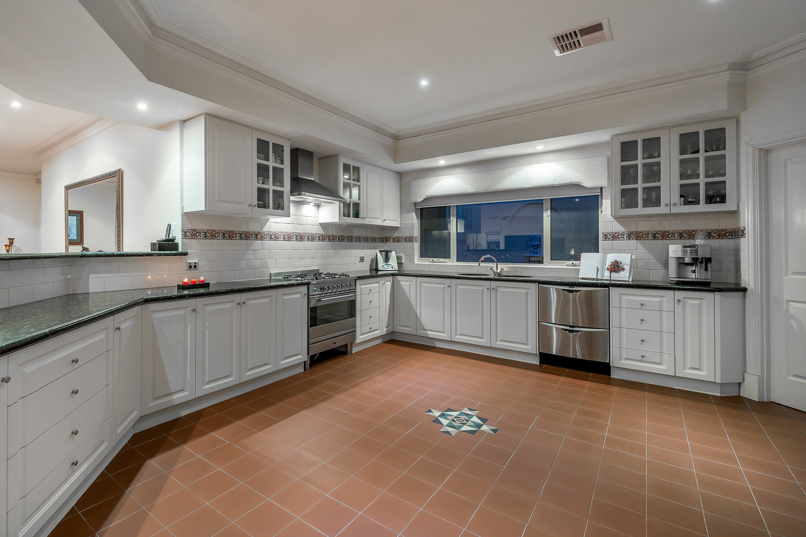 14 Bothwell Way, Wanneroo - Thumbnail 4