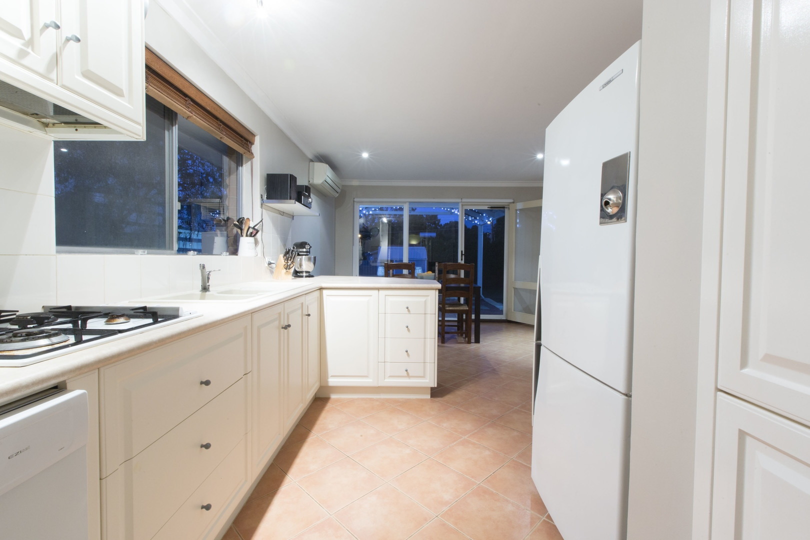 28 Driffield Street, Hamersley - Thumbnail 5