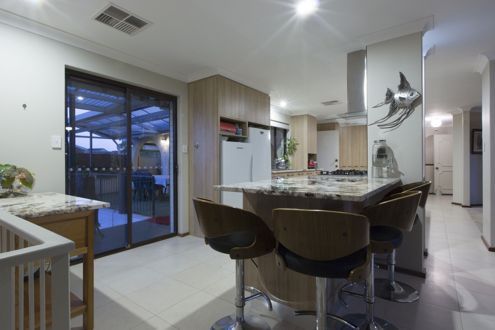 33 Highbridge Way, Karrinyup - Thumbnail 7
