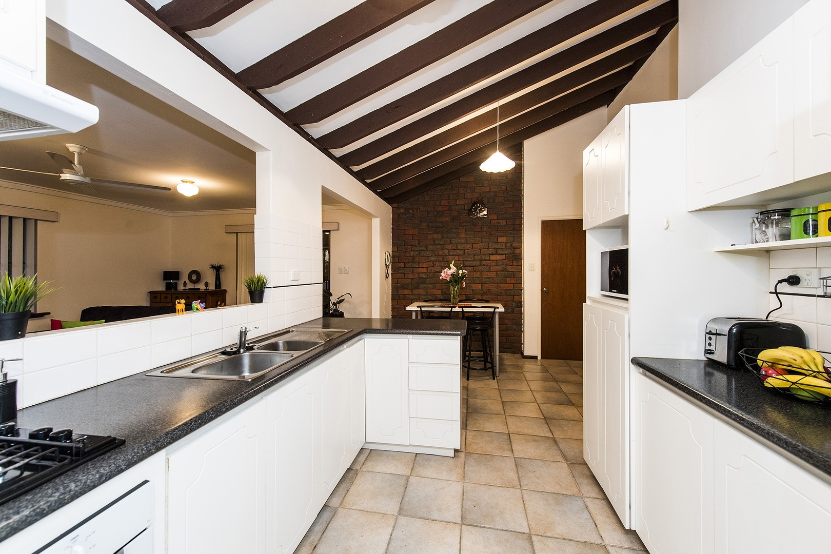77 Tifera Circle, Kallaroo - Thumbnail 6