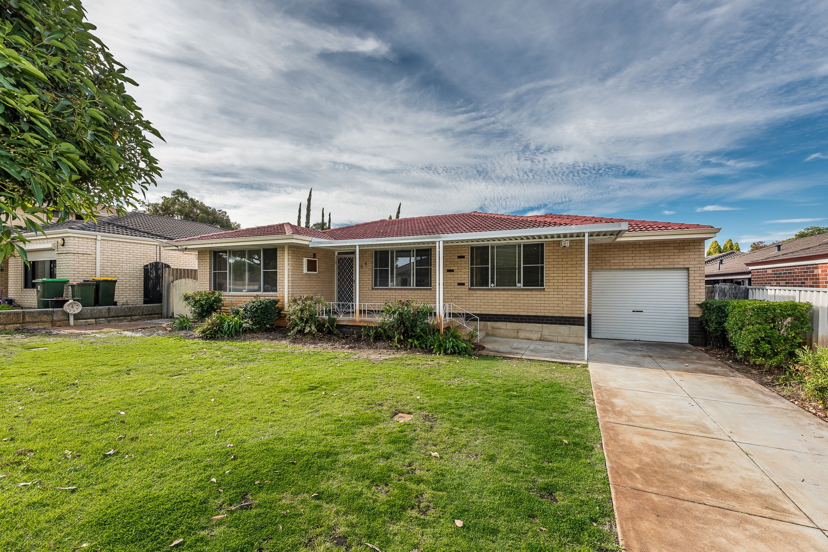 House Leased 356 The Strand, Dianella