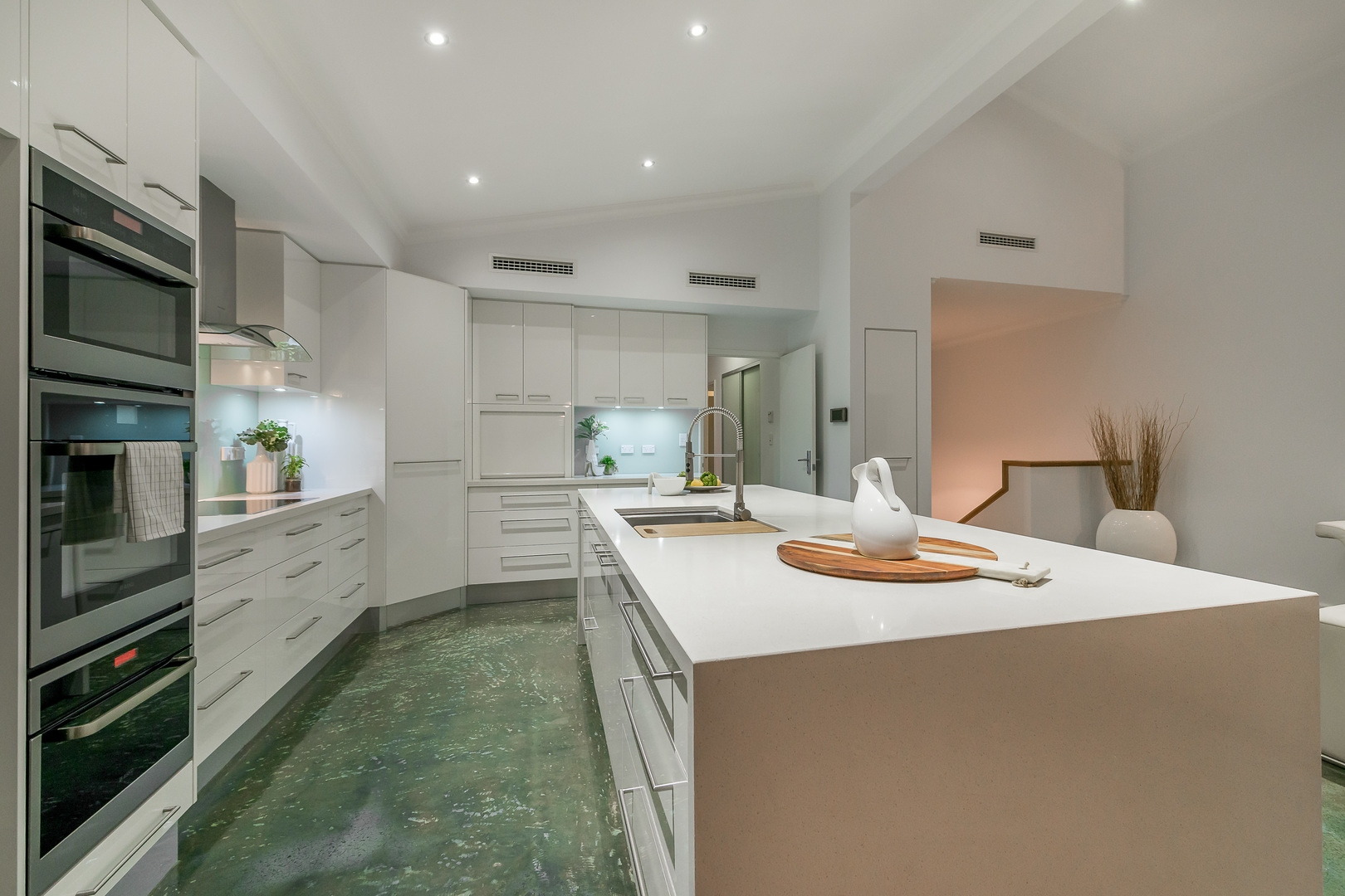 9A Phillips Place, Karrinyup - Thumbnail 7