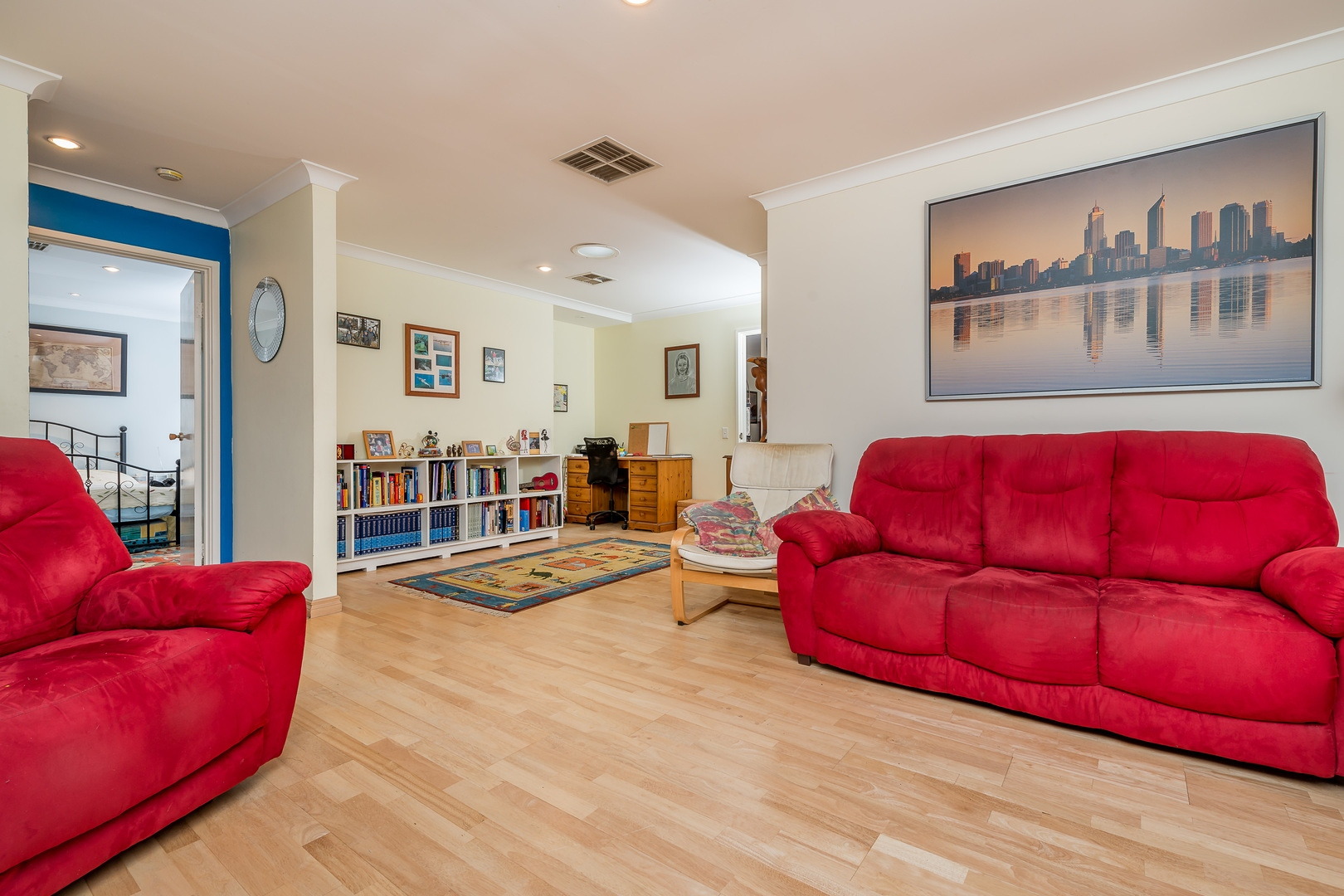 47 Hayfield Way, Duncraig - Thumbnail 3