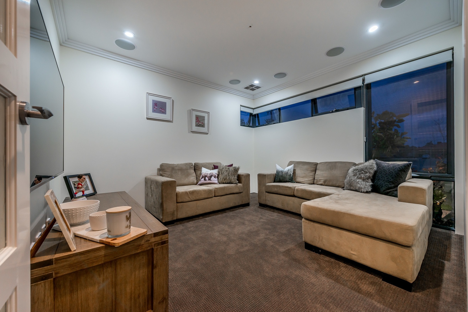 13 Orr Place, Stirling - Thumbnail 5