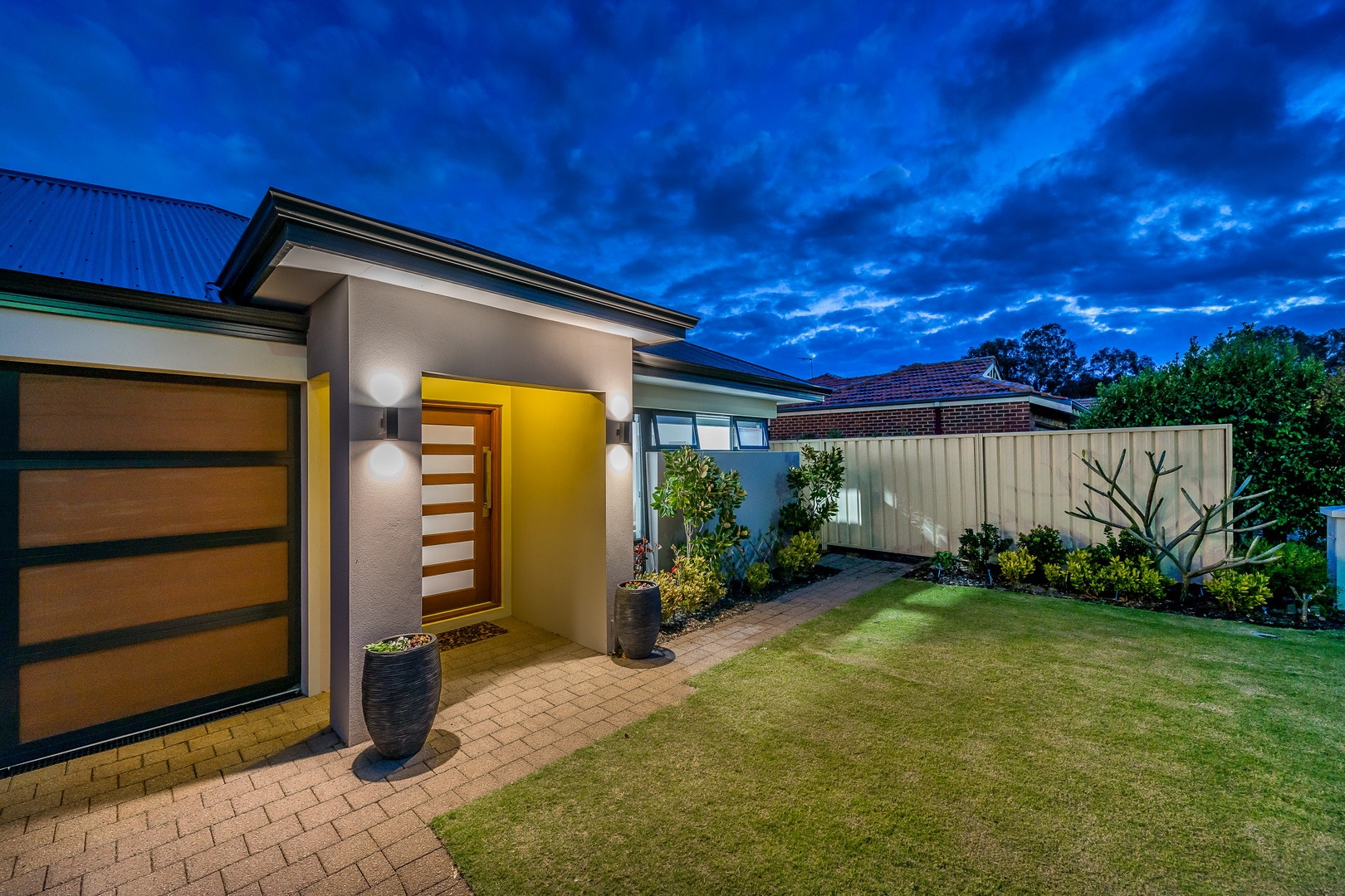 13 Orr Place, Stirling - Thumbnail 2