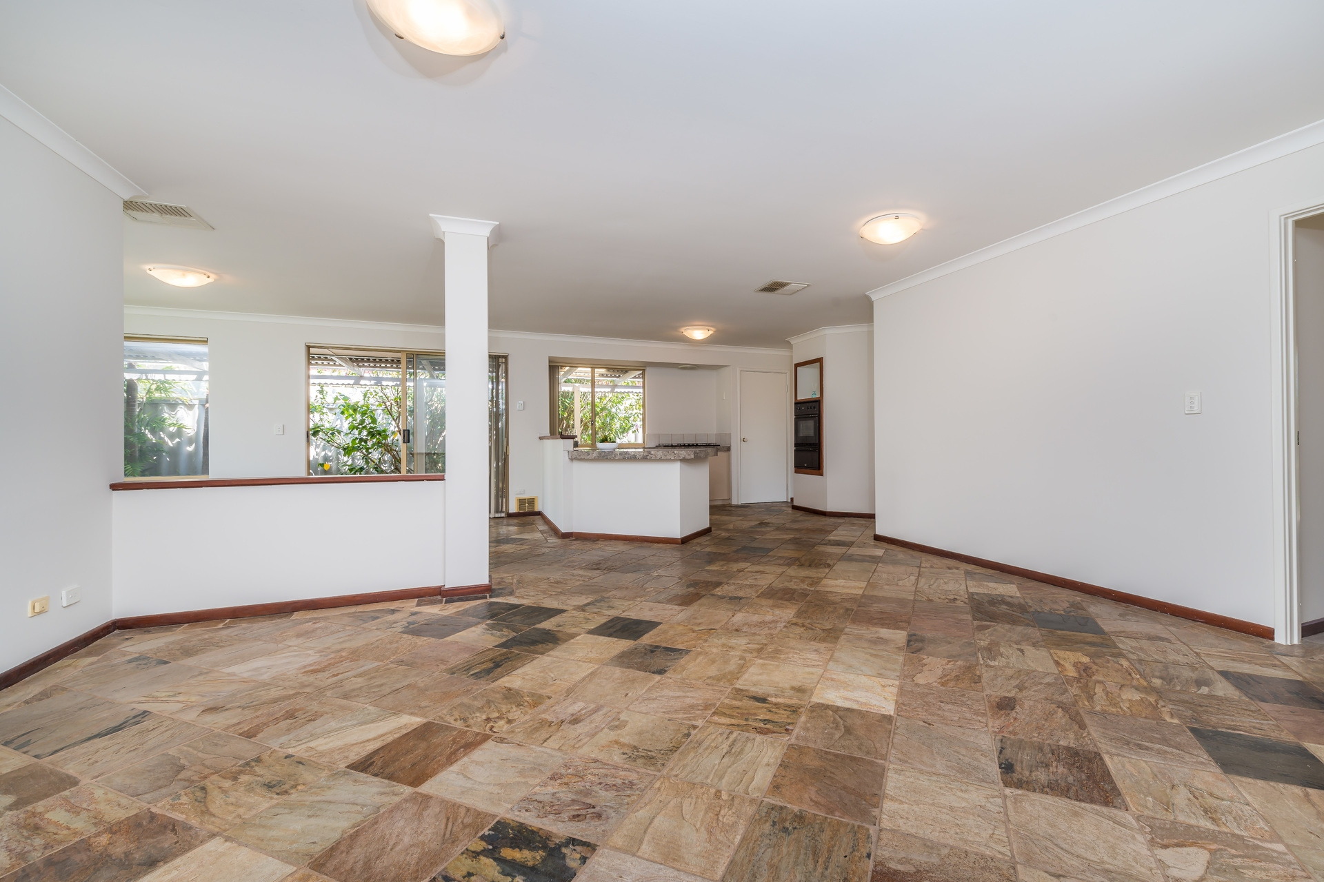 6 Tarbolton Gardens, Kinross - Thumbnail 8