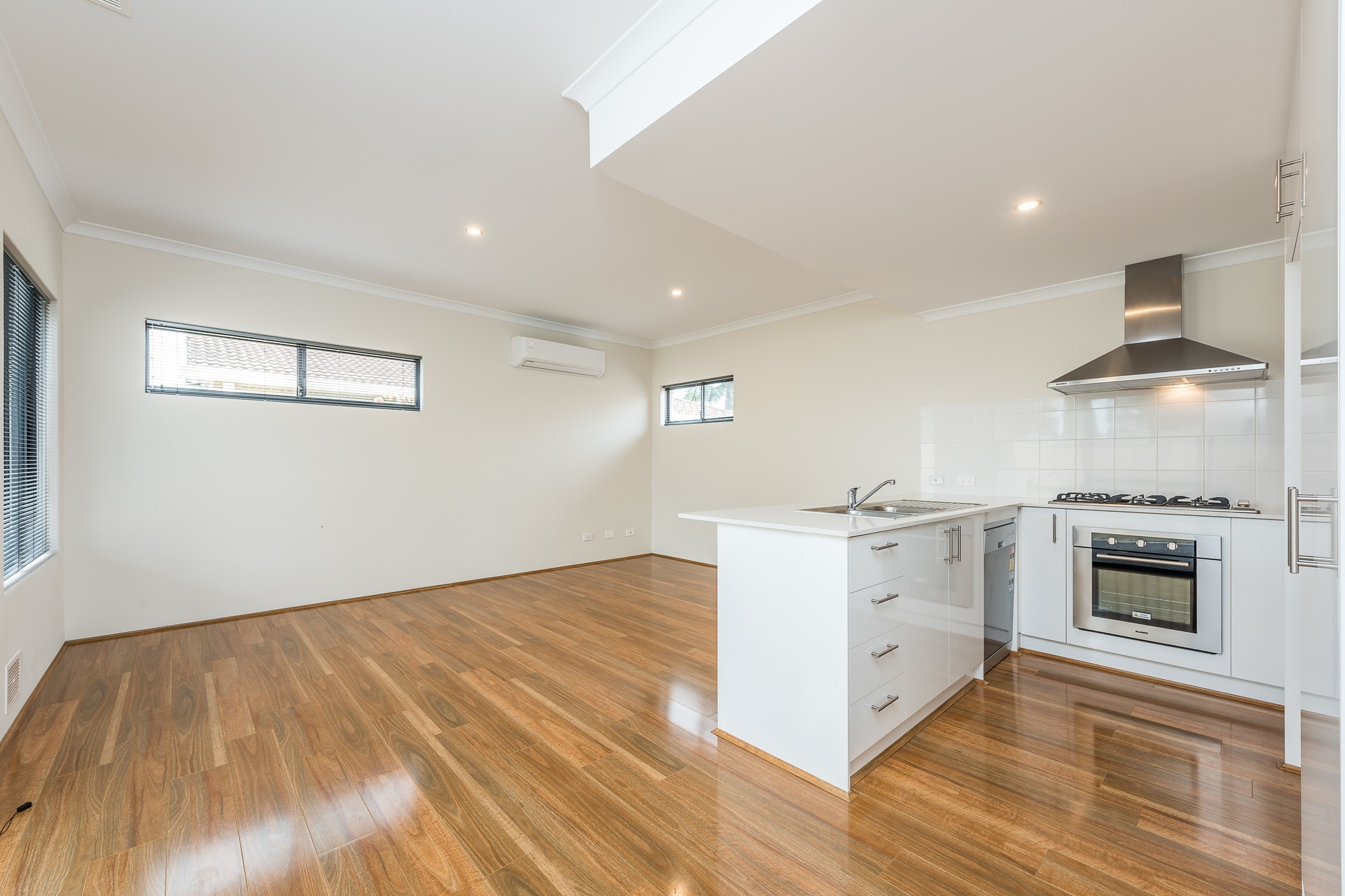 34A Redgum Way, Morley - Thumbnail 3
