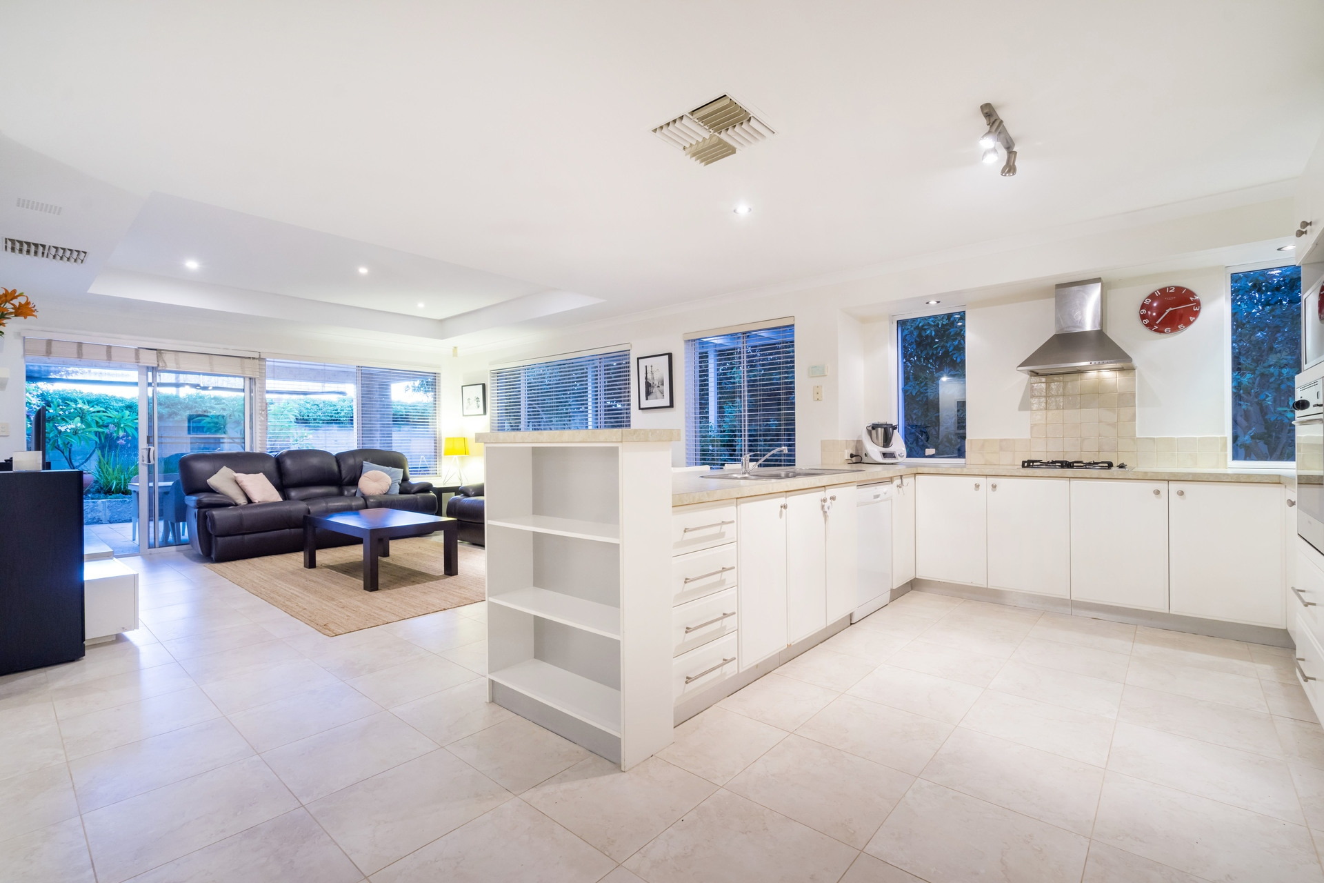 39 Hollins Bend, Madeley - Thumbnail 2