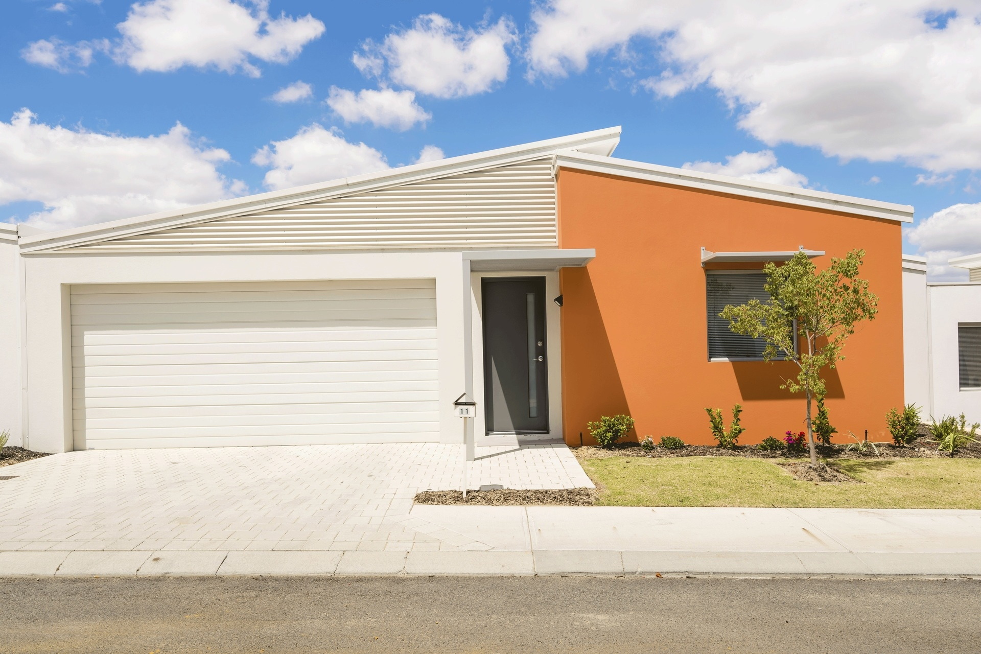 11 Emily Loop, Madeley - Image 1