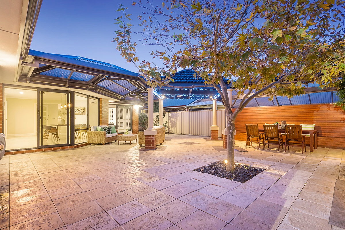 27 Miami Beach Promenade, Iluka - Thumbnail 2