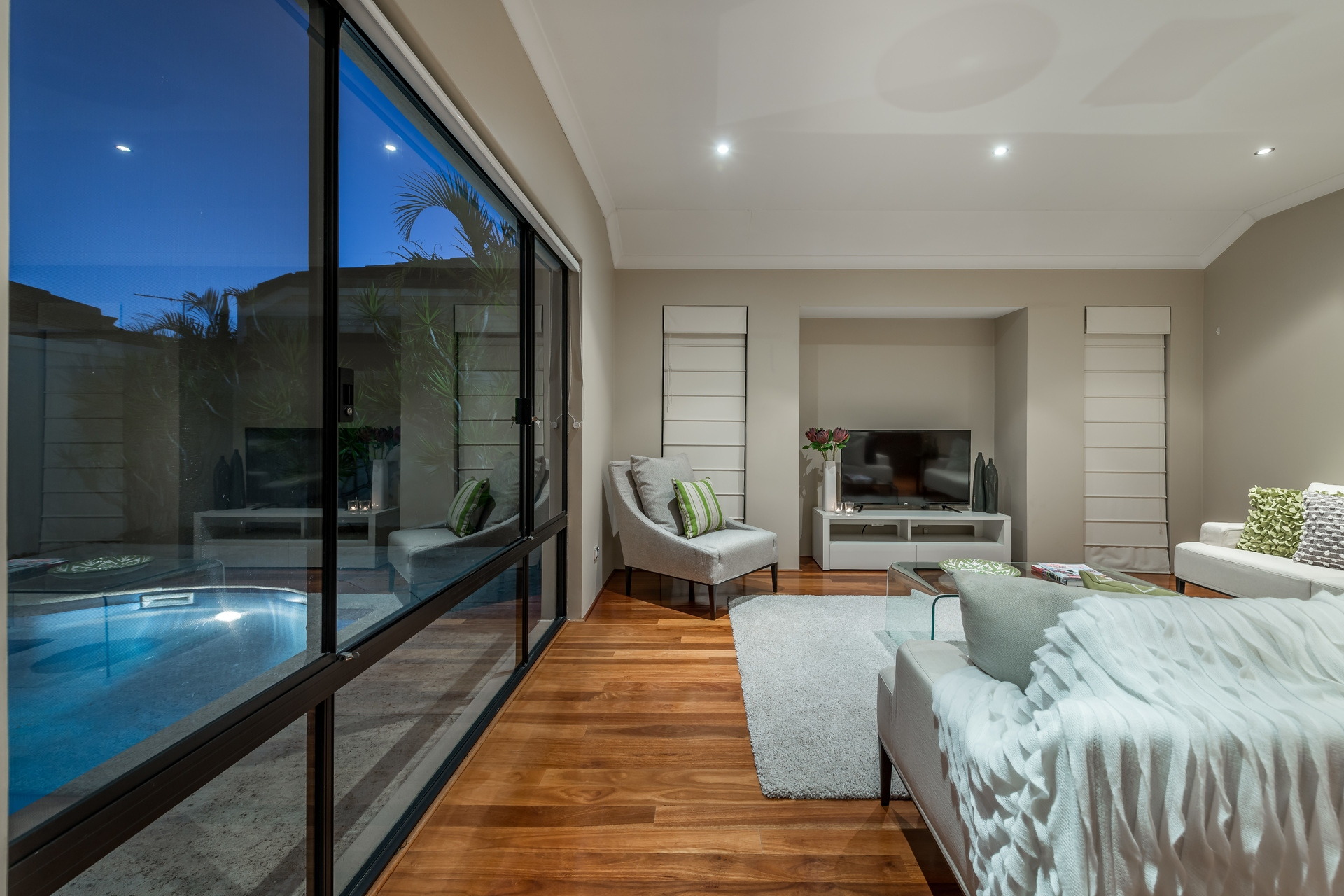 24 Gemini Way, Madeley - Thumbnail 8