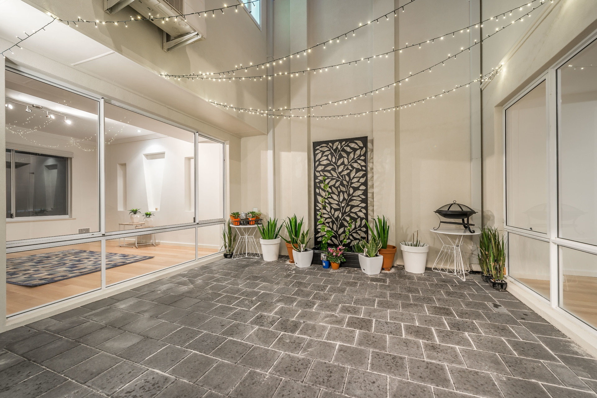 Townhouse Sold 13B Lakeside Drive, Joondalup